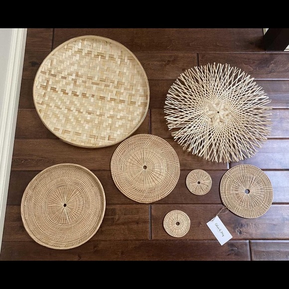 Olive and Iris wall decor NEW - Picture 3 of 3